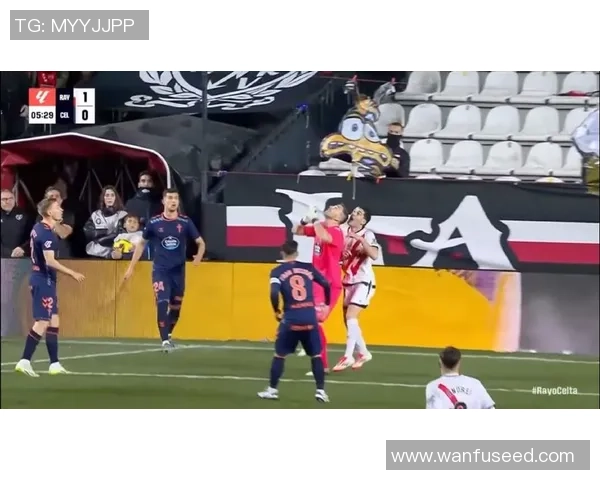 西甲激战切尔西大胜莱比锡乌龙球引发争议判罚引爆全场气氛