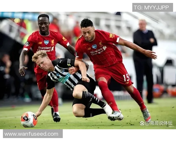 欧冠经典战役：拜仁逆转阿森纳6-2全场沸腾瞬间回顾与分析