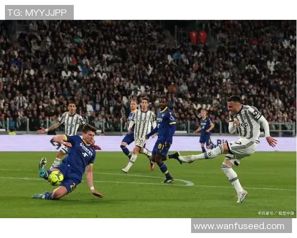 欧联杯激战：AC米兰逆转尤文图斯精彩瞬间回顾与全场热烈反响