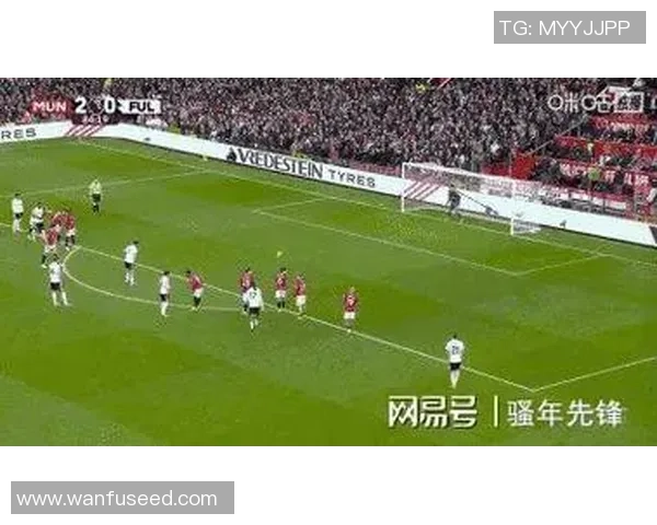 友谊赛曼联与曼城战成平局精彩瞬间引发全场热议与焦点分析